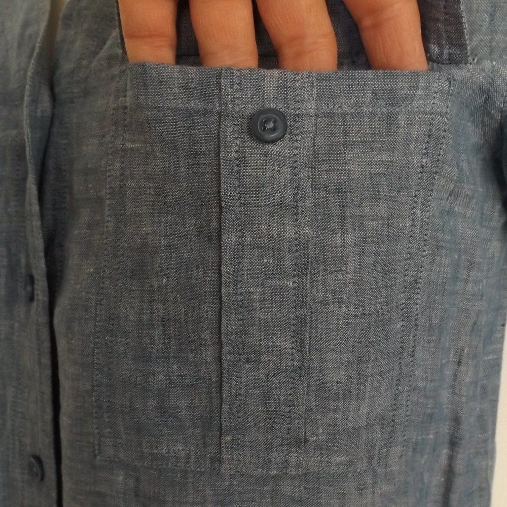 Orvis Top, M, Chambray Linen, Button Front/No Col… - image 4